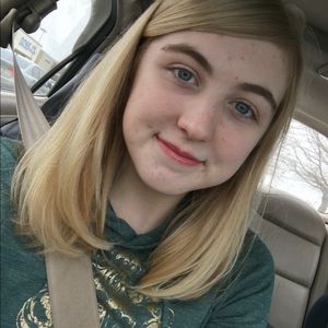 Meet your Posher, Annalise